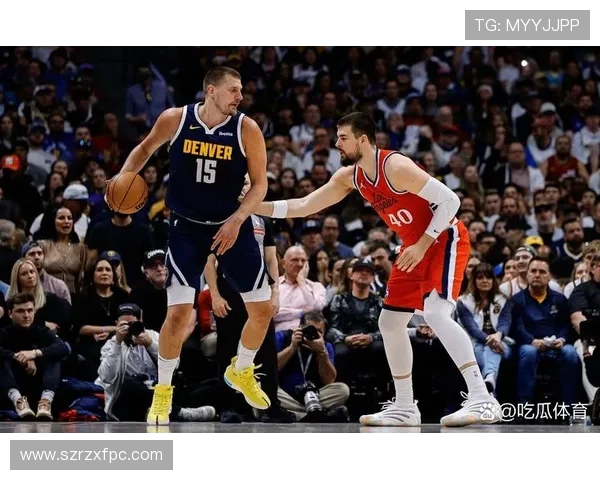 黑白直播勇士与快船精彩对决全程回顾与分析